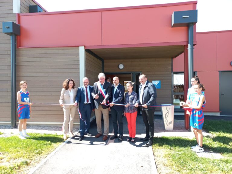 Foissiat a inauguré sa salle